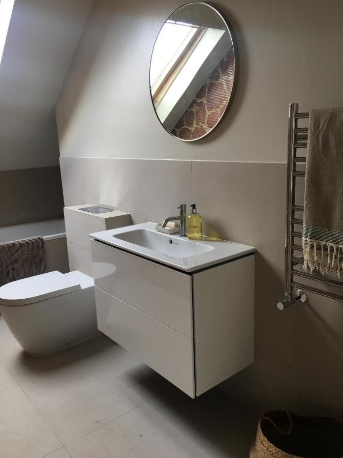 Stunning 5 Bed House With Private Garden Villa London Bagian luar foto