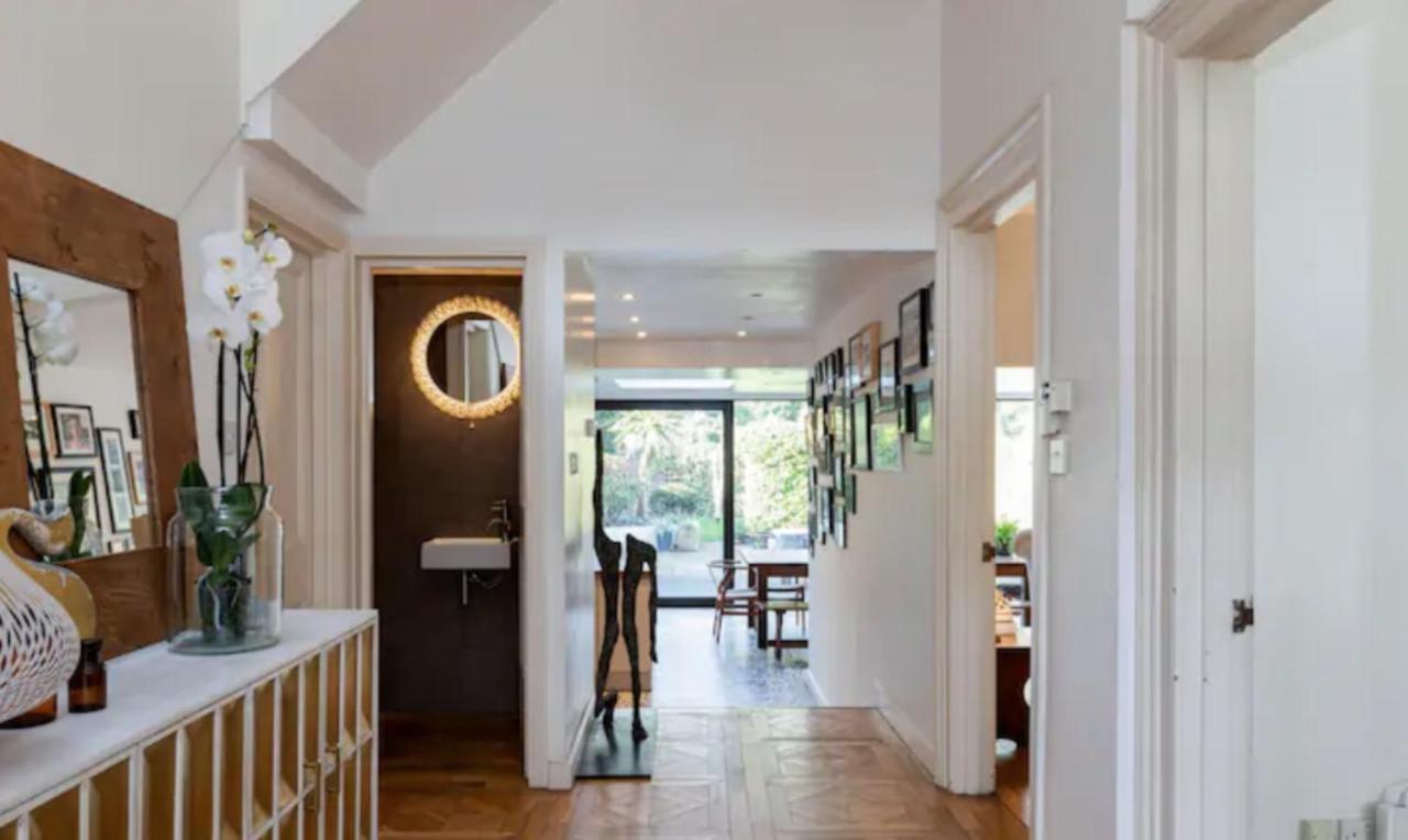Stunning 5 Bed House With Private Garden Villa London Bagian luar foto